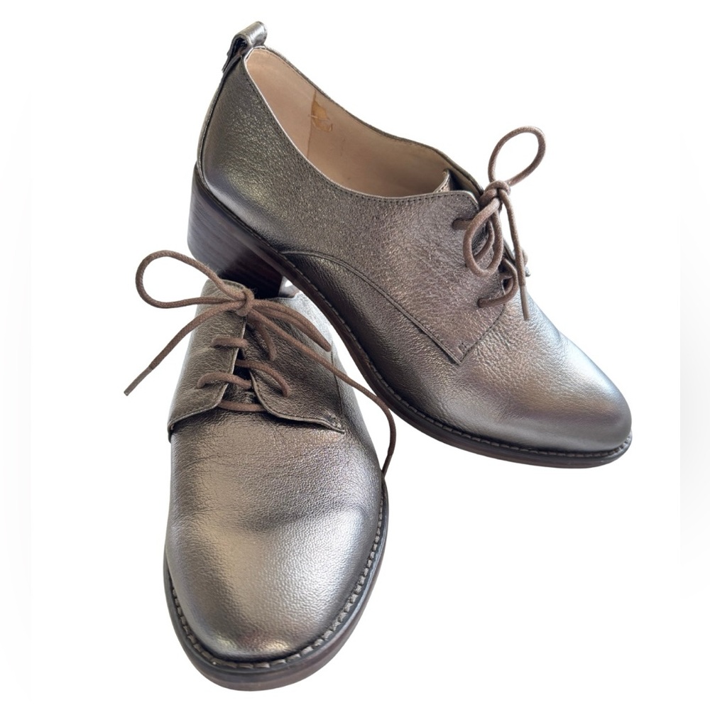 NEW Louise et Cie Iron (metallic) Dress Shoe size 8 1/2 - Retail tag attached
